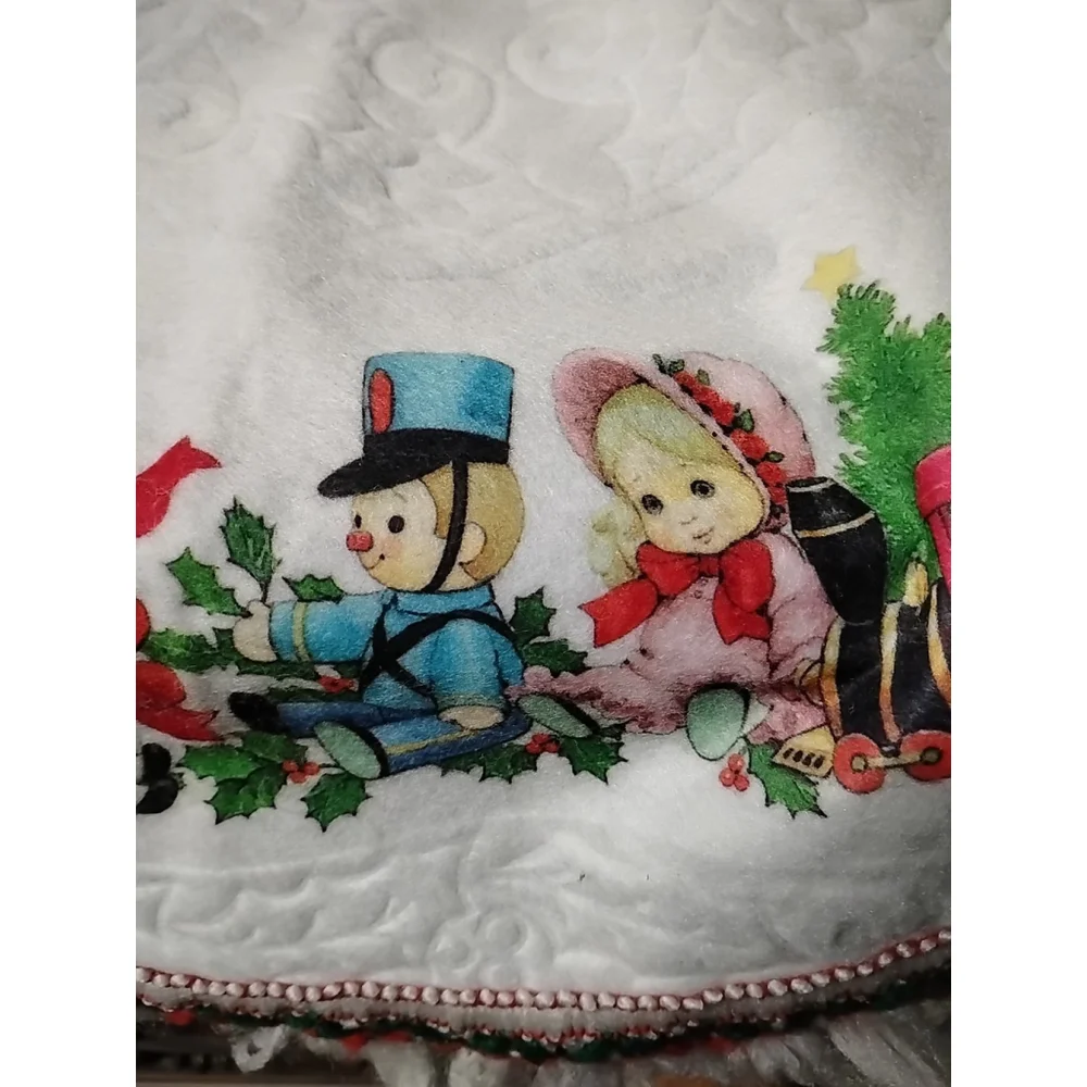 Vintage Santa's Best Felt Ruffled Christmas Tree Skirt Santa Snowman Animals